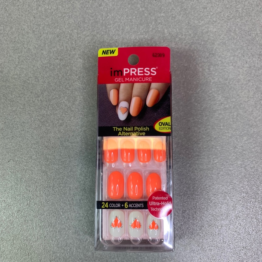 Kiss imPress press on nails with accents
